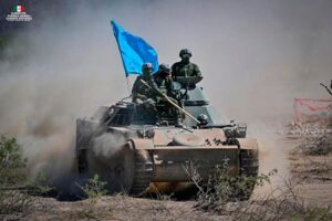 México y EE.UU. sostienen encuentro militar en Santa Gertrudis, Chihuahua, con ejercicios conjuntos y cooperación fronteriza. Participaron Sedena, Semar, Guardia Nacional y USNORTHCOM.