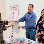 El ICATECH clausuró el curso de barbería en Galeana, donde 11 mujeres recibieron capacitación técnica. El evento contó con el respaldo del alcalde Francis Leany y de la directora Mayra Camarena.
