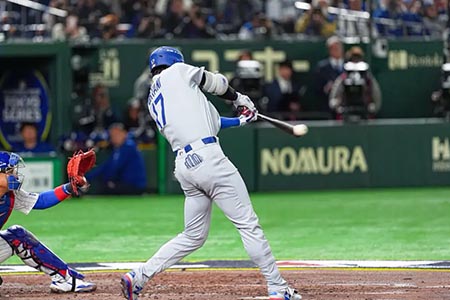 Shohei Ohtani conectó su jonrón 19 y Yoshinobu Yamamoto lanzó seis sólidas entradas para que los Dodgers derrotaran 7-2 a los Guardians en el inicio de la serie interligas.