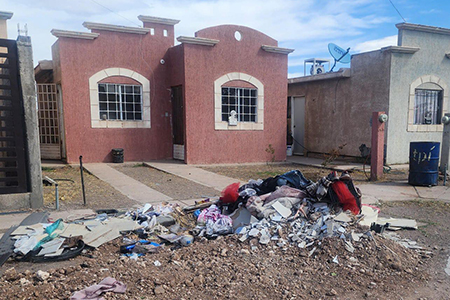 El Gobierno de NCG advierte sobre sanciones a propietarios que no retiren basura y escombro de predios. Piden mantener limpia la vía pública y evitar riesgos sanitarios y ambientales.