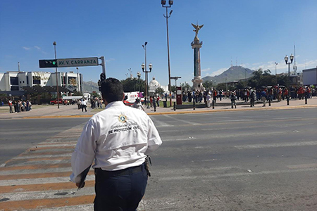Chihuahua sufrirá una ola de calor que afectará al norte, centro y noreste del estado. Se recomienda evitar la exposición solar, usar ropa clara y mantenerse hidratados ante las altas temperaturas.