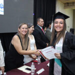 La presidenta Edith Escárcega asistió a la ceremonia de graduación del CETis 93 en Nuevo Casas Grandes, donde 287 alumnos concluyeron sus estudios, destacando el compromiso con la educación y la inclusión.