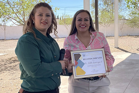 La primaria Rodrigo M. Quevedo recibió mobiliario escolar por parte del municipio de NCG. La alcaldesa Edith Escárcega anunció que habrá más apoyos educativos en el corto plazo.