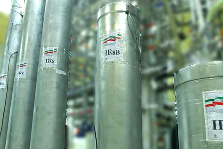 Rafael Grossi, director de la OIEA, reveló que Irán tiene 409 kg de uranio enriquecido. Irán asegura que su programa continuará tras el fin del conflicto con Israel, sin intenciones bélicas.