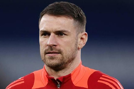 Aaron Ramsey está muy cerca de convertirse en jugador de Pumas. Medios como ESPN confirman un acuerdo verbal y el galés ya habría estado en CDMX para afinar detalles de su fichaje.