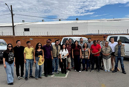Lourdes Sánchez de NCG y José María Enríquez de Galeana viajan a Oaxaca como parte de una brigada de apoyo para ayudar a familias afectadas por el huracán Erick, bajo coordinación de Bienestar.