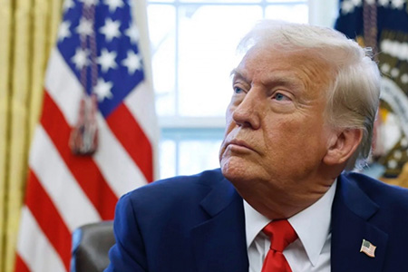 Donald Trump celebra decisión de la Corte Suprema que permite reactivar su decreto contra la ciudadanía por nacimiento a hijos de migrantes. Se impide que jueces federales bloqueen la orden.
