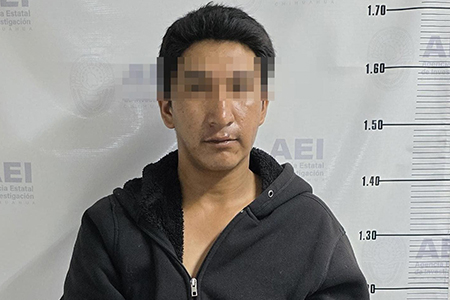 La AEI detuvo en Janos a Elías R. M., de 27 años, por el delito de violencia familiar. Fue aprehendido tras orden judicial emitida por el Distrito Judicial Galeana. Causa penal 333/2025.