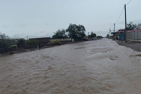 Protección Civil emite alerta por tormentas fuertes en Puerto Palomas. Se prevén lluvias intensas, descargas eléctricas y riesgo de inundaciones súbitas.