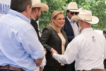 El Gobierno de Chihuahua y productores mantienen al estado libre del Gusano Barrenador del Ganado con una inversión de 21.5 mdp y una estrategia integral de vigilancia, control y prevención.