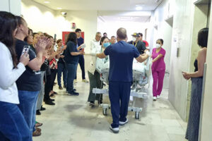 El IMSS logró la sexta procuración multiorgánica en el HGR No. 66 de Ciudad Juárez. Una mujer de 46 años donó riñones, tejido y córneas. La acción beneficia a múltiples pacientes.