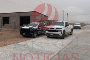 Un hombre de 34 años fue encontrado sin vida en el patio de una vivienda en Casas Grandes. Las autoridades investigan el hecho como un posible suicidio, aunque no descartan otras causas.
