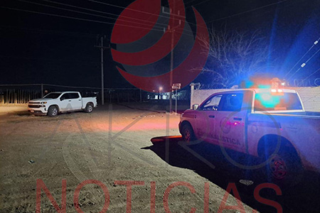 Autoridades localizaron el cuerpo de un hombre ejecutado en la colonia Dublán de NCG. Presentaba un disparo en la cabeza, un dedo humano en la boca y una bolsa con droga.