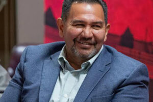 El alcalde Pérez Cuéllar ha realizado cruzadas ciudadanas desde 2021 para atender directamente las necesidades de los juarenses en sus colonias.