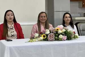 La Dirección de Educación de NCG apoyó a 20 escuelas con pintura para mantenimiento. La presidenta Edith Escárcega destacó el compromiso de docentes y directivos en este esfuerzo educativo.