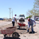 Con la finalidad de mejorar las calles de NCG, se realizaron labores de bacheo en la colonia Dublán. Obras Públicas aplicó técnicas especializadas para restaurar la carpeta asfáltica.