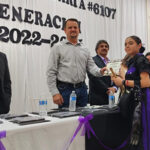 El alcalde Francis Leany participó en la graduación de la Telesecundaria 6107, reafirmando su compromiso con la educación en Galeana. Reconocen avances en infraestructura y apoyo institucional.