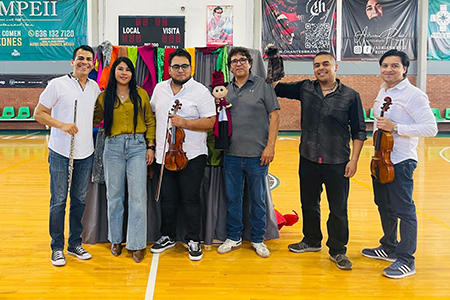 El Gobierno Municipal de Nuevo Casas Grandes presentó un teatro de títeres interactivo como parte del verano 2025, enseñando emociones a niños mediante arte, música y dinámicas participativas.