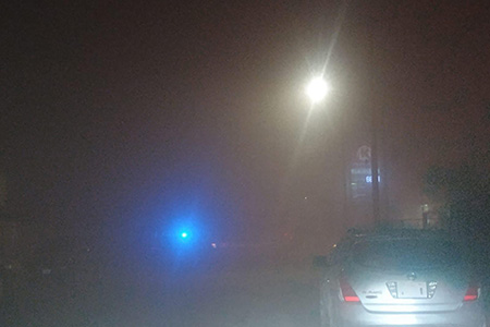 Protección Civil emite alerta en Ascensión por tormenta de arena que reduce visibilidad. Se exhorta a la población a mantenerse en resguardo y evitar conducir.