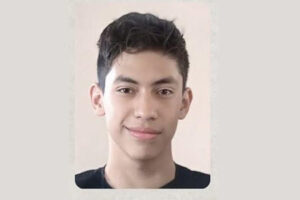 Un joven de 17 años identificado como Jesús perdió la vida en un accidente de motocicleta ocurrido en la colonia Obrera de Nuevo Casas Grandes, generando gran conmoción entre familiares, amigos y vecinos.