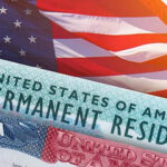 USCIS endurece políticas migratorias para visas laborales y asilo tras detectar vulnerabilidades. Nuevas reglas incluyen más entrevistas y verificación documental.