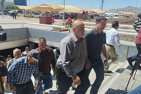 La familia LeBarón llega a Ciudad Juárez para exigir justicia tras la detención del exmilitar “El Monster”, implicado en la masacre de Bavispe. S