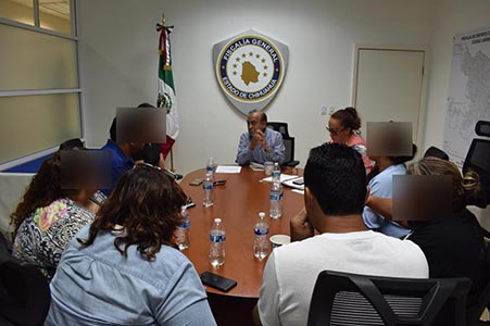 El Fiscal Carlos Salas se reunió con familias del caso Plenitud para explicar avances en investigaciones y entrega de cuerpos.