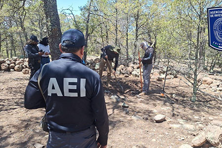 La Fiscalía de Chihuahua identificó el cuerpo de un menor de 16 años hallado en una fosa clandestina en Casas Grandes, reportado como desaparecido desde julio de 2024.