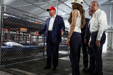 Una jueza federal ordenó el cierre del centro de detención de migrantes conocido como “Alcatraz de los caimanes”, ubicado en los Everglades, Florida