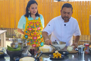 La Secretaría de Turismo de Chihuahua promocionó sus Pueblos Mágicos, gastronomía y atractivos en El Paso, Texas, con entrevistas, catas de vino y presentaciones, encabezadas por Edibray Gómez.