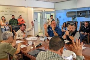 El Congreso de Chihuahua aprobó iniciativa de Carlos Olson (PAN) para frenar el uso del lenguaje inclusivo y reforzar gramática en educación.
