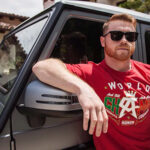 Saúl “Canelo” Álvarez enfrentará a Terence Crawford en Las Vegas con una bolsa superior a 100 millones de dólares. El combate será transmitido por Netflix y podría romper récords de audiencia global.