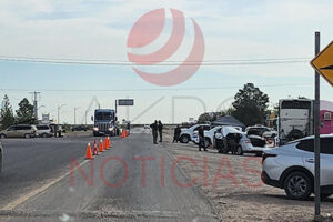 Habitantes y automovilistas denunciaron abusos y extorsiones de la Policía Federal Ministerial en El Entronque, donde los agentes instalan retenes de manera aleatoria en la carretera hacia Puerto Palomas.