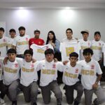 El Gobierno Municipal de Nuevo Casas Grandes entregó uniformes y apoyo económico al selectivo de fútbol que participará en los Juegos Nacionales Populares en Chihuahua.