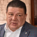 El comandante de la AEI, Miguel Adolfo Lozoya Ramos, resultó herido tras intentar detener a sujetos que irrumpieron en su vivienda en la zona Noroeste.