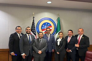 La Fiscalía Anticorrupción de Chihuahua participó en reunión con la Embajada de Estados Unidos para reforzar cooperación contra la corrupción.