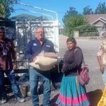 El Gobierno del Estado llevó apoyo alimentario y vacunas contra el sarampión a comunidades de Buenaventura, aplicando 167 dosis y entregando 220 despensas en coordinación con la Secretaría de Salud, SPyCI y DIF Estatal.