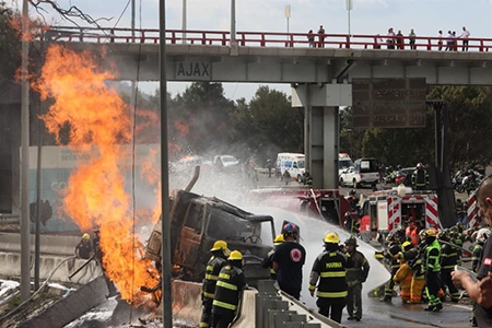 La explosión de una pipa de gas en Iztapalapa suma 20 fallecidos, 31 hospitalizados y 33 dados de alta, informó la Secretaría de Salud de la CDMX.