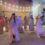 La UACJ Campus Nuevo Casas Grandes presentó danza y teatro en el Festival de las Culturas, combinando talento e historia en un espectáculo lleno de tradición.