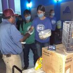 Jóvenes de la Generación 6 del programa DESAFÍO realizan servicio comunitario en NCG, apoyando a asilos, albergues, bomberos, biblioteca y parques.
