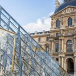Roban joyas invaluables del Museo del Louvre en París Principal