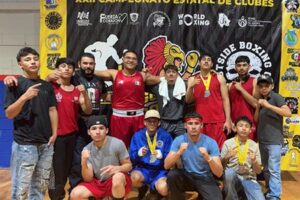 Silva Boxing de Puerto Palomas brilló en el Torneo Estatal de Boxeo, obteniendo varias medallas y dejando en alto el nombre de su comunidad.