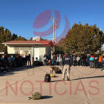 Arranca en Nuevo Casas Grandes el programa de seguridad escolar 2025-2026 de la AEI, con revisiones en aulas, áreas comunes y participación de la unidad K9 y padres de familia.