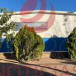 Dos estudiantes dejaron de asistir a clases tras ser agredidos con un cuchillo por un compañero en la escuela Ford 125 de Nuevo Casas Grandes. Padres piden acción inmediata.