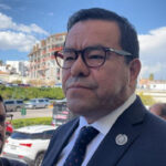 El fiscal Anticorrupción de Chihuahua, Abelardo “Bayo” Valenzuela, advirtió que sería inconstitucional si la FGR atrae el caso contra el exgobernador Javier Corral, acusado de desviar 98.6 millones de pesos.