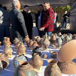 Internos del CERESO 5 concluyeron un curso de cerámica Paquimé impartido por ICATECH con apoyo municipal, impulsando cultura y reinserción social.