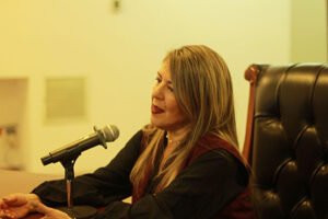 La diputada Rosana Díaz presentó la Ley al Mérito Cultural y Artístico de Chihuahua, que propone crear un premio estatal para reconocer a creadores y fortalecer el desarrollo cultural en todas las regiones del estado.