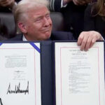 El presidente Donald Trump firmó la ley que pone fin al cierre más largo del gobierno de EU, tras 43 días de parálisis que afectaron a millones de ciudadanos y dejó a empleados federales sin salario.