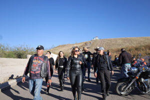 El Festival Biker 2025 vivió su segundo día con una gran rodada encabezada por la Presidenta Municipal en Nuevo Casas Grandes.