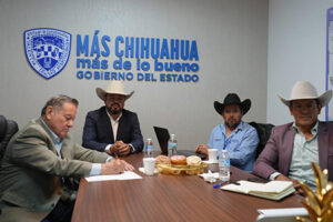 Autoridades de México y EEUU revisaron avances contra el gusano barrenador. Chihuahua presentó innovaciones en vigilancia sanitaria reconocidas por los participantes.